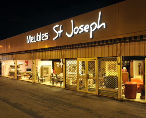 Enseigne pour Meubles St Joseph